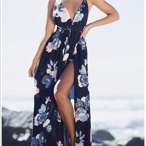 NWOT BLUE FLORAL MAXI DRESS SIZE 4/6